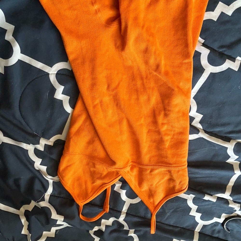 Orange romper - Picture 3 of 4